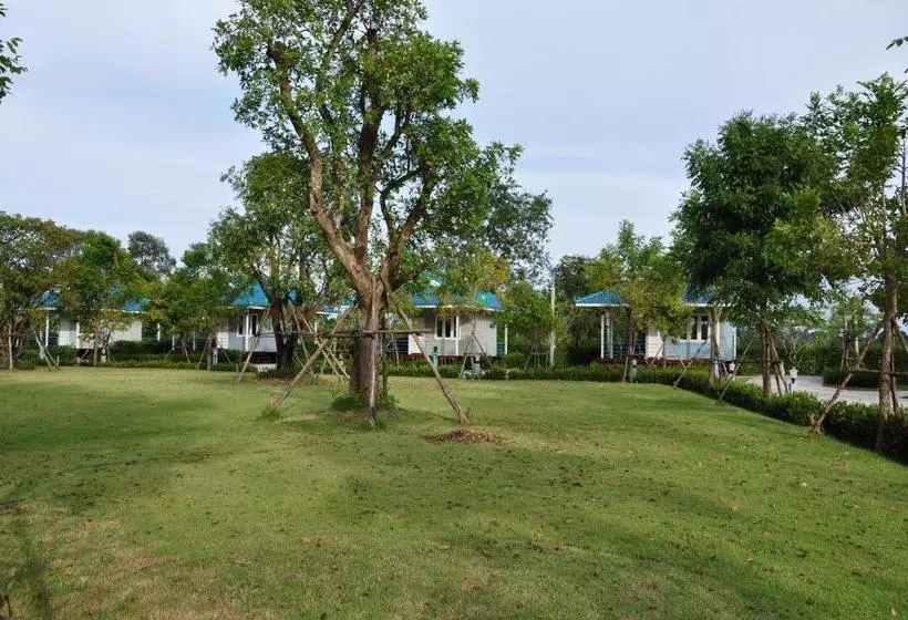 Poon Suk Resort Prachinburi