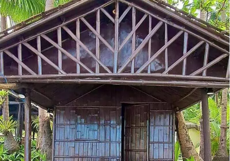 Lomakeskus Playa La Caleta Bataan