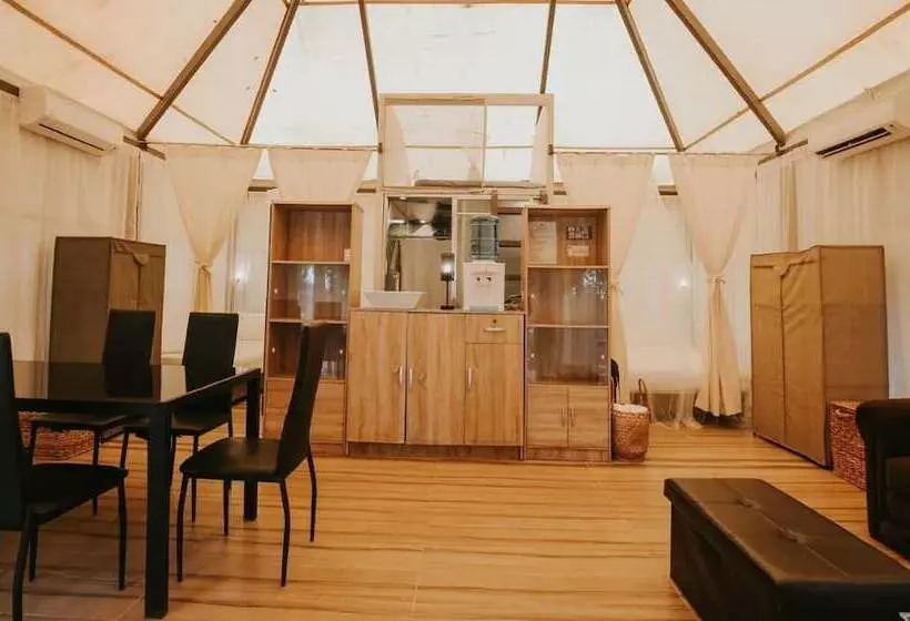 Lomakeskus Playa La Caleta Bataan