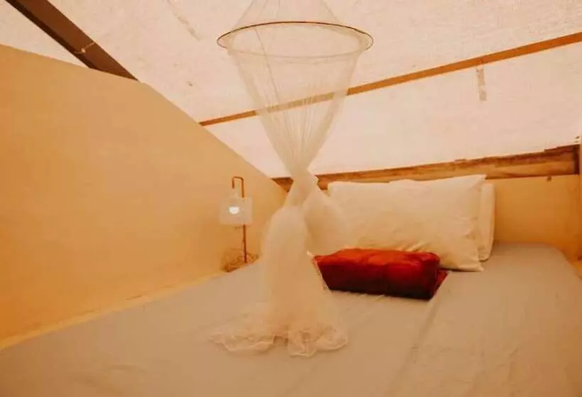 Lomakeskus Playa La Caleta Bataan