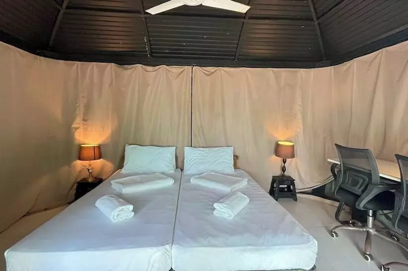 Lomakeskus Playa La Caleta Bataan