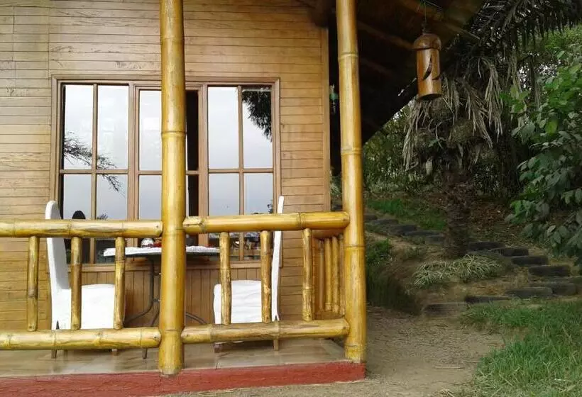هاستل Estancia La Colina
