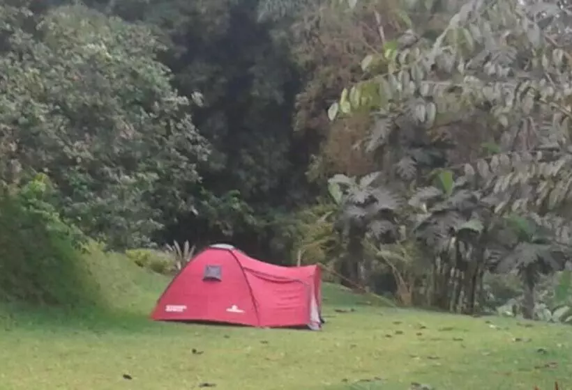 هاستل Estancia La Colina
