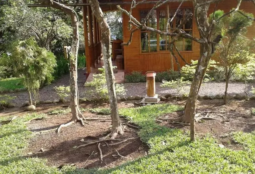 هاستل Estancia La Colina