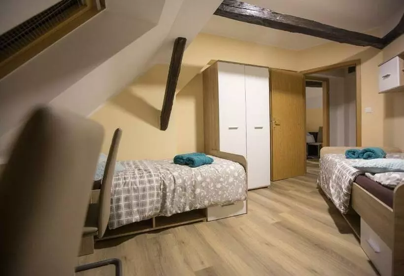 ユースホステル Minidorms In Heart Of City Center