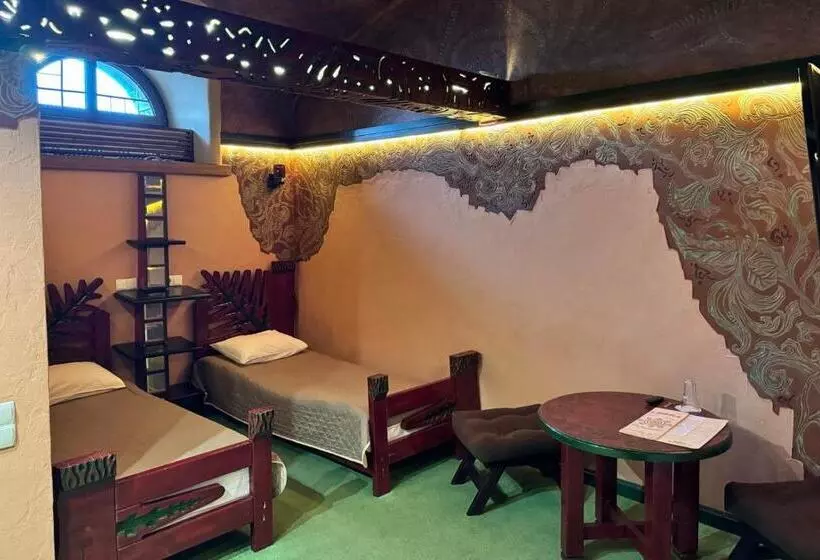 ユースホステル Veles