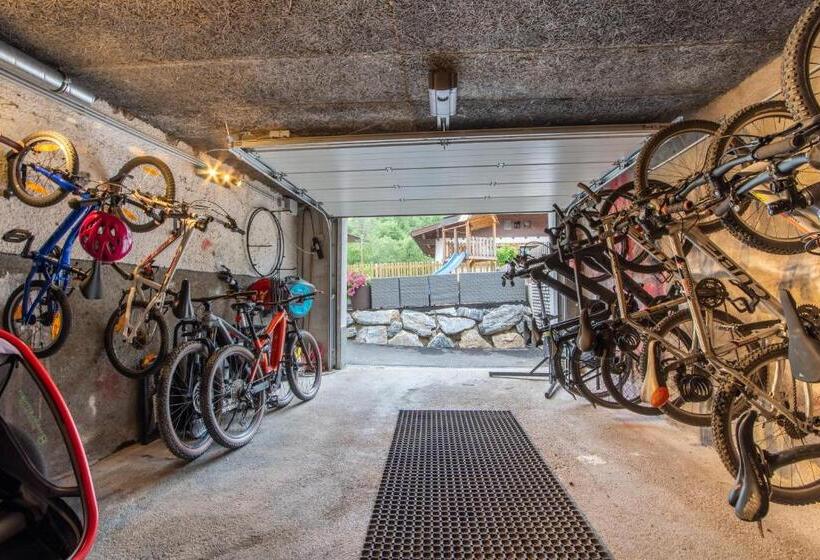 تختخواب و صبحانه Gasthof Alpensport