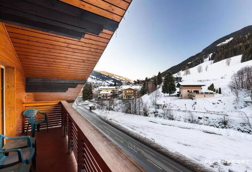 تختخواب و صبحانه Gasthof Alpensport