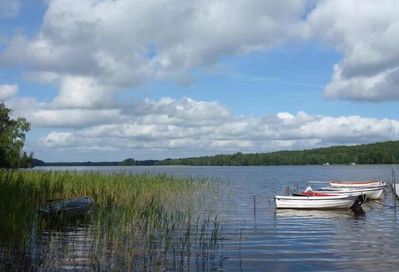 ベッドアンドブレックファースト L Vita Hästen Hästveda