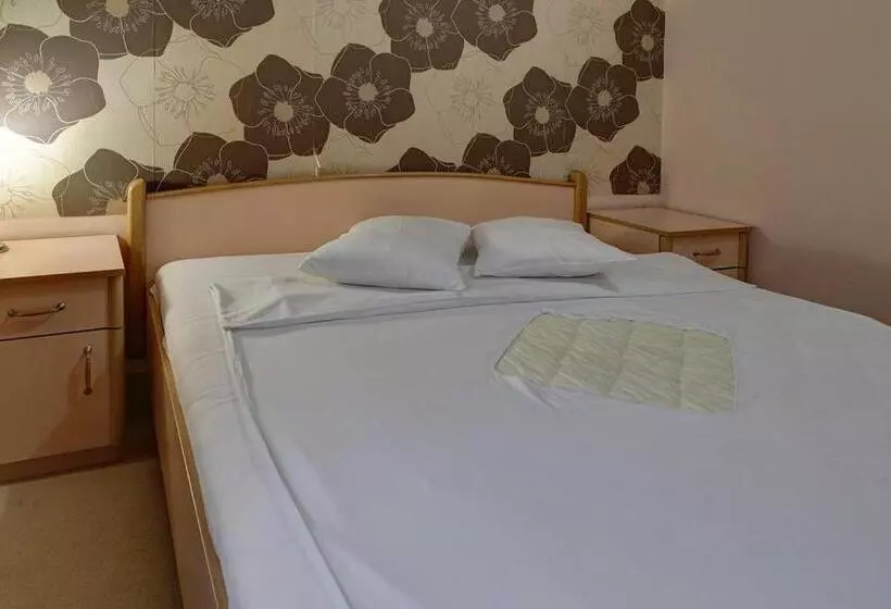 تختخواب و صبحانه Perla Ldm Leskovac