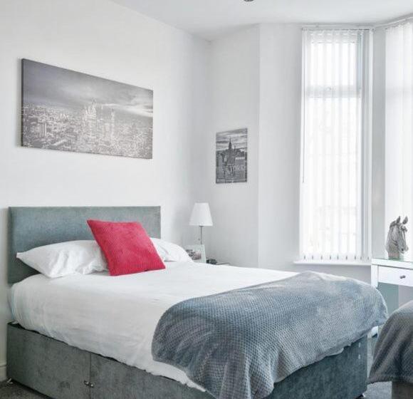 Bed and Breakfast Priory Suites