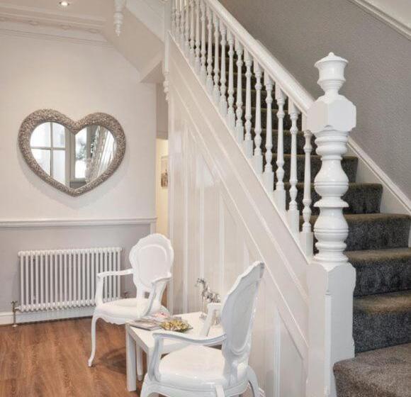 Bed and Breakfast Priory Suites