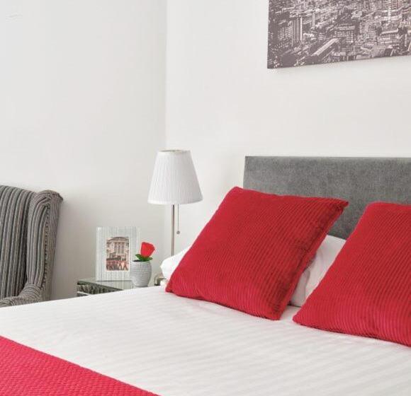 Bed and Breakfast Priory Suites