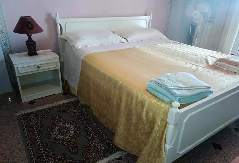 تختخواب و صبحانه Villa Dei Principi