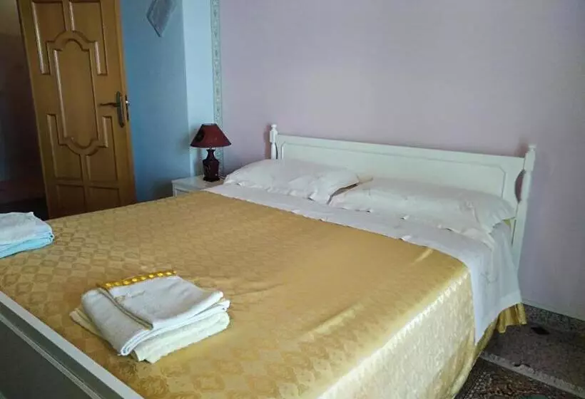 تختخواب و صبحانه Villa Dei Principi