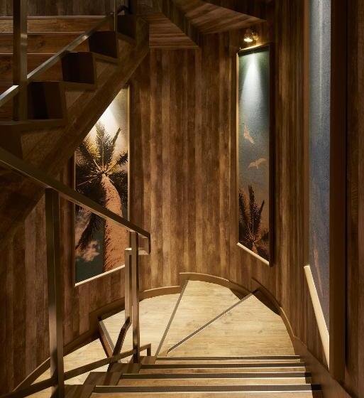 Hotel 袖ヶ浦c Coast Hike