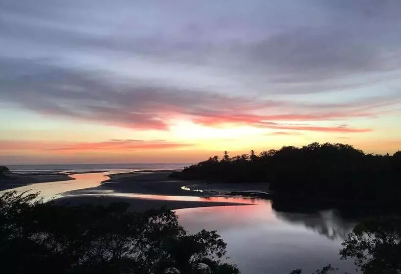 Hotelli Casa Caletas Boutique