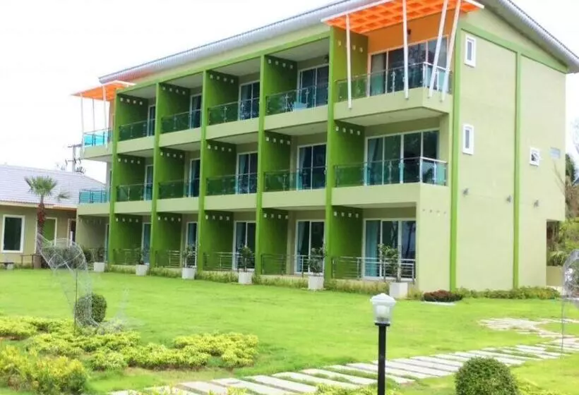 Hotelli Greenseaview Resort