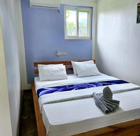 בית מלון כפרי Karanga River Lodge