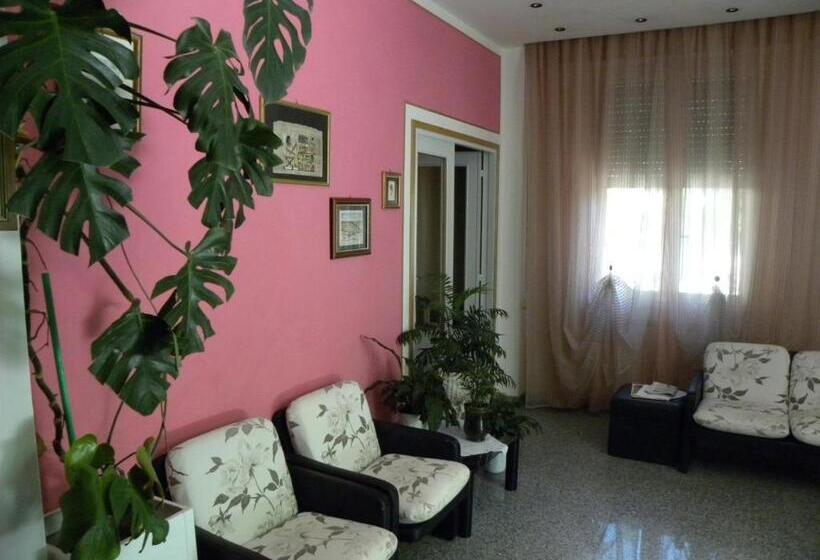 ホテル Pensione Andrea