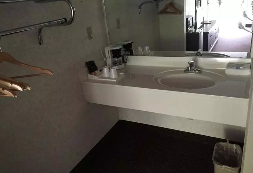 Motelli Deerfield Inn