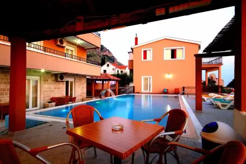 پانسیون Apartments Đurašević