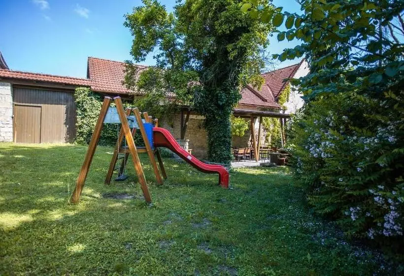 Pensione Hájenka Strakov