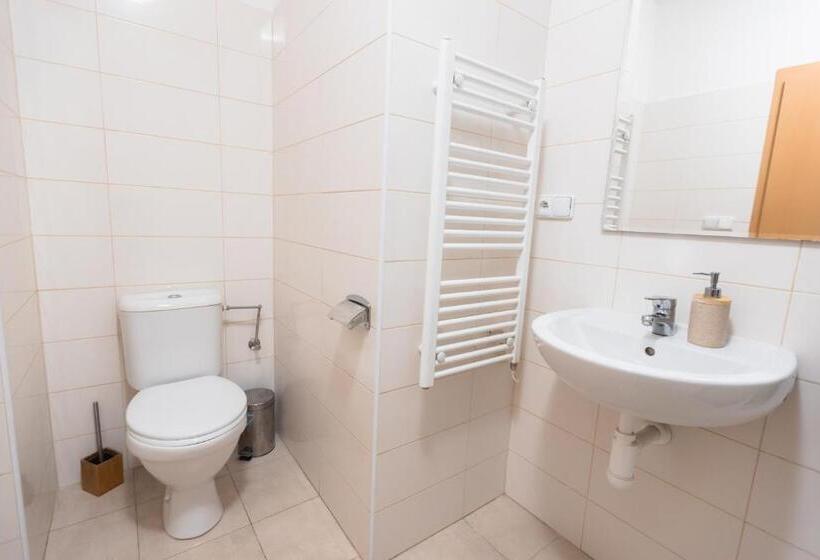 Pension Hájenka Strakov