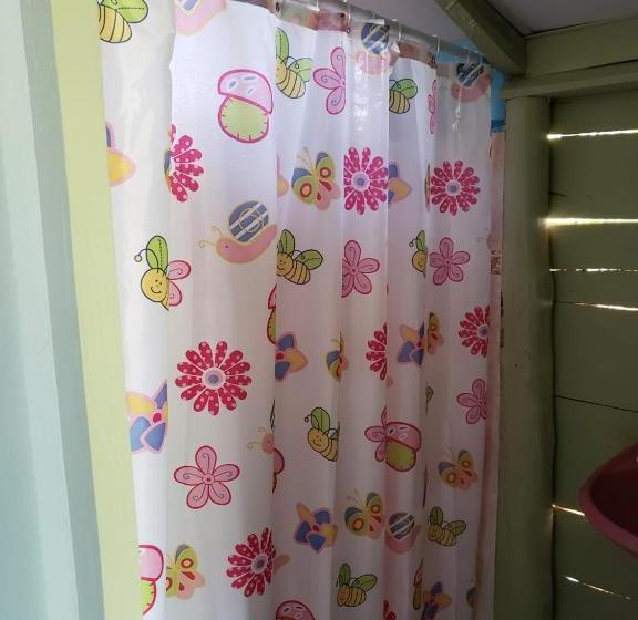 بنسيون Hostal Finca Ely