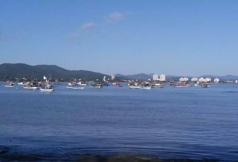 پانسیون Suítes Recanto Praia Grande