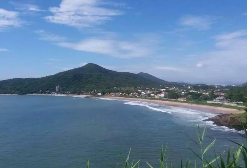 پانسیون Suítes Recanto Praia Grande