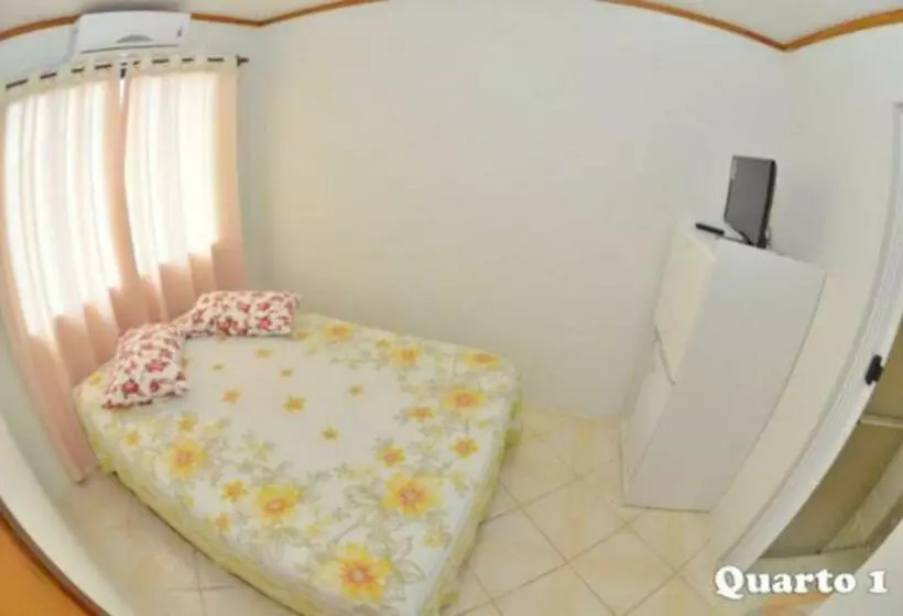 پانسیون Suítes Recanto Praia Grande