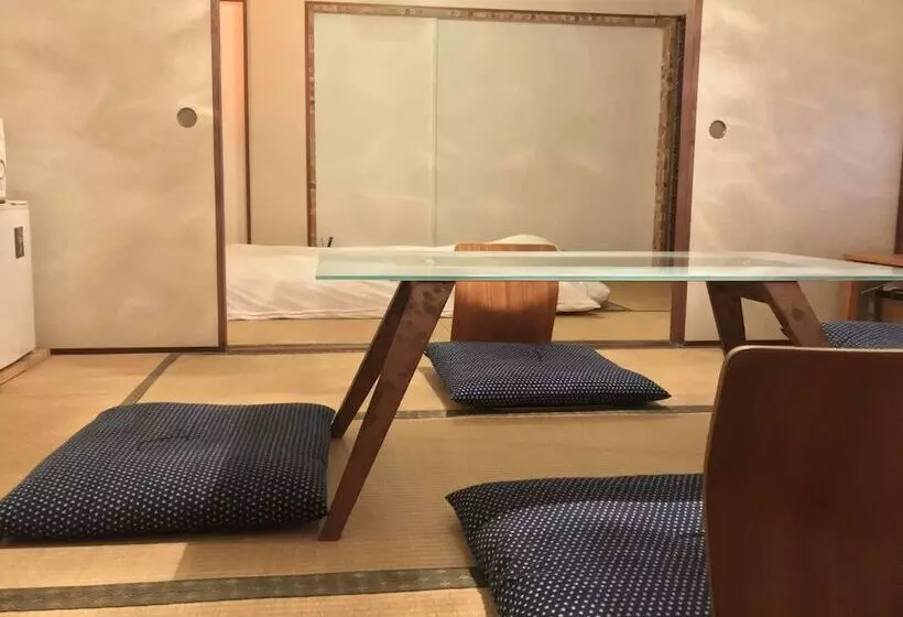 Majatalo Sayama Aesthetics School