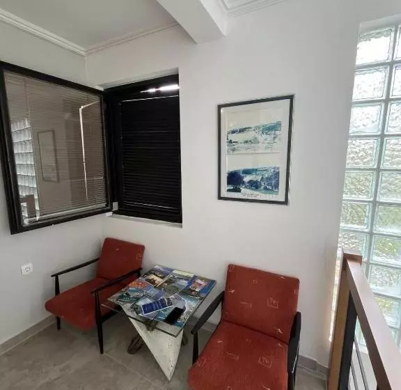پانسیون Studio Rooms Moncherie