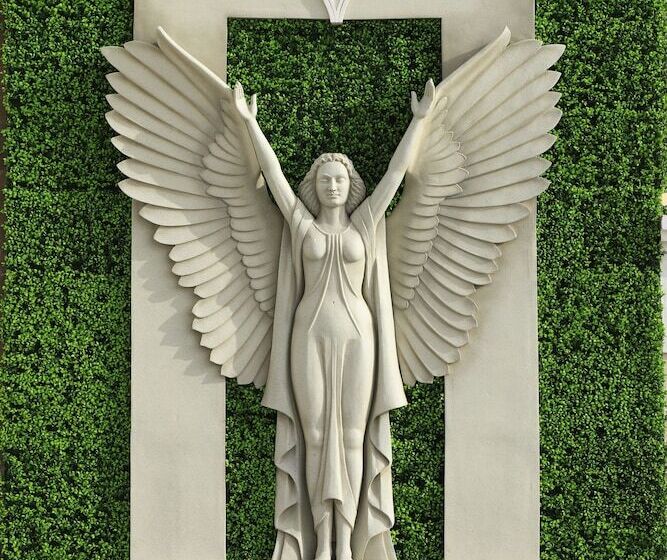 בית מלון כפרי Clarion Inn Indore