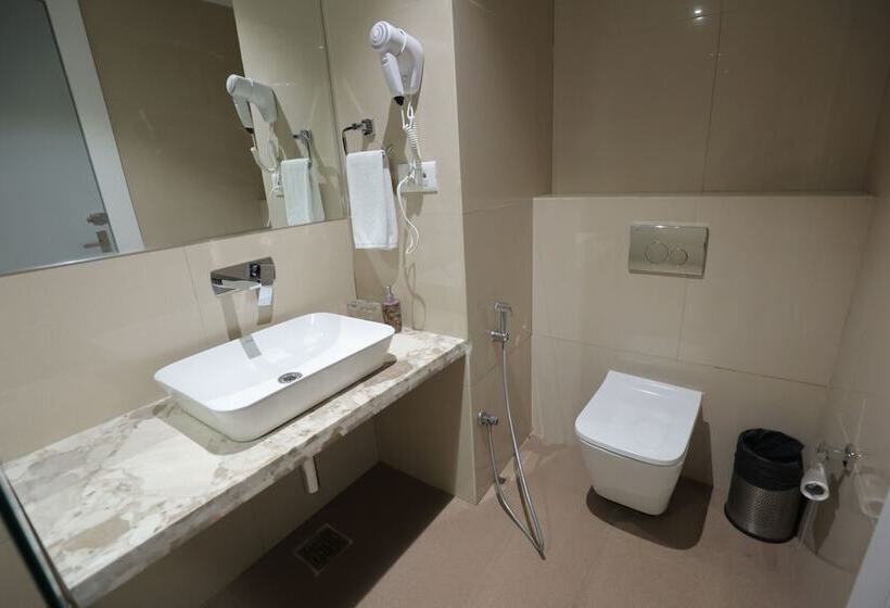 בית מלון כפרי Clarion Inn Indore