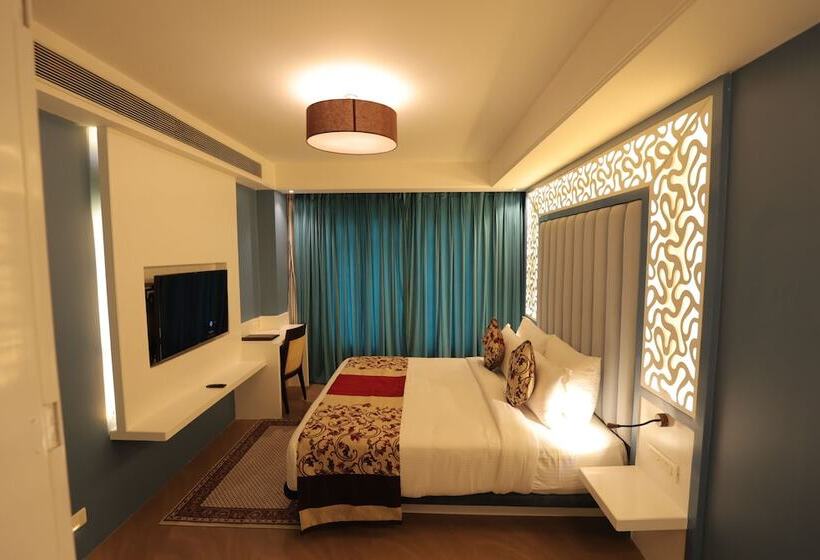 בית מלון כפרי Clarion Inn Indore