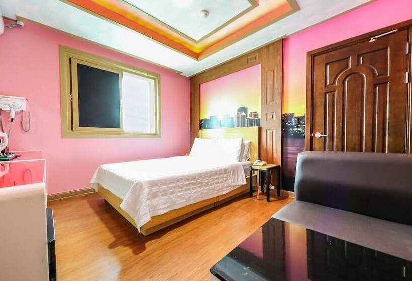 فندق على الطريق Seocheon Taxi