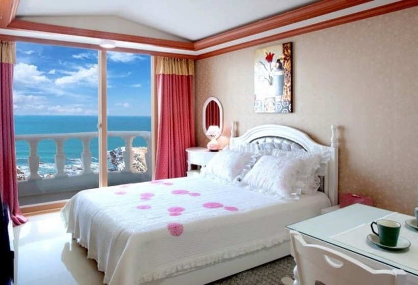 Yangyang Sea View Pension