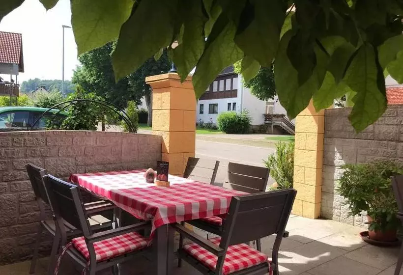 Retkeilymaja Landgasthof Krone