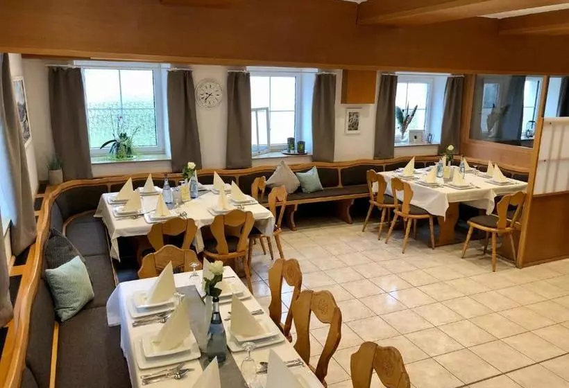 Retkeilymaja Landgasthof Krone