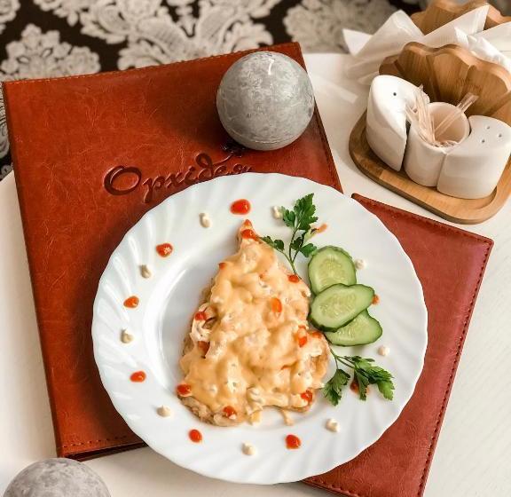 Hotel орхідея