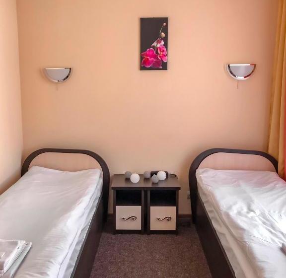 Hotel орхідея