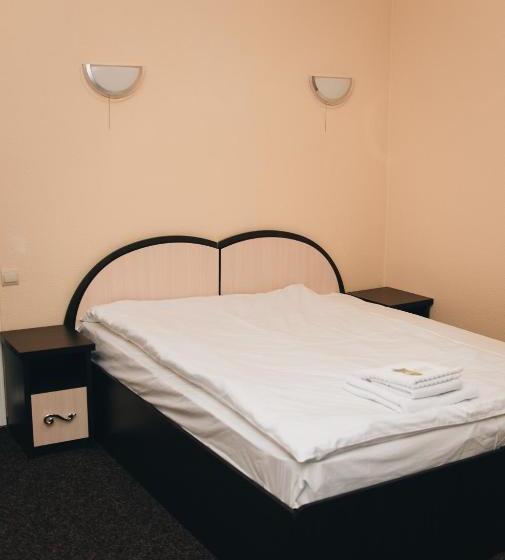 Hotel орхідея