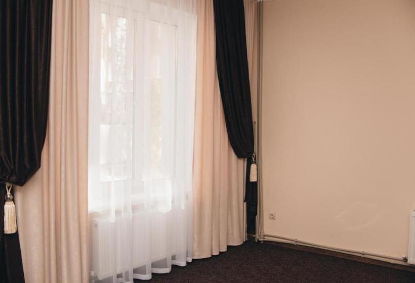 Hotel орхідея