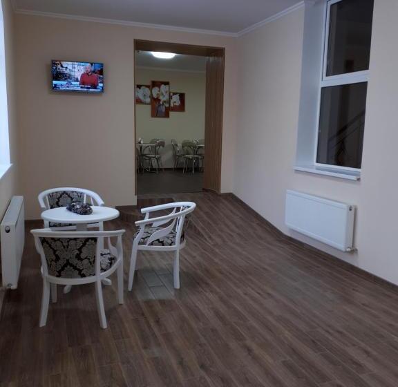 Hotel орхідея