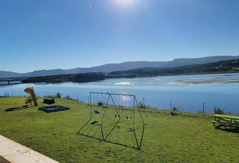 ホテル Codroy Valley Cottage Country