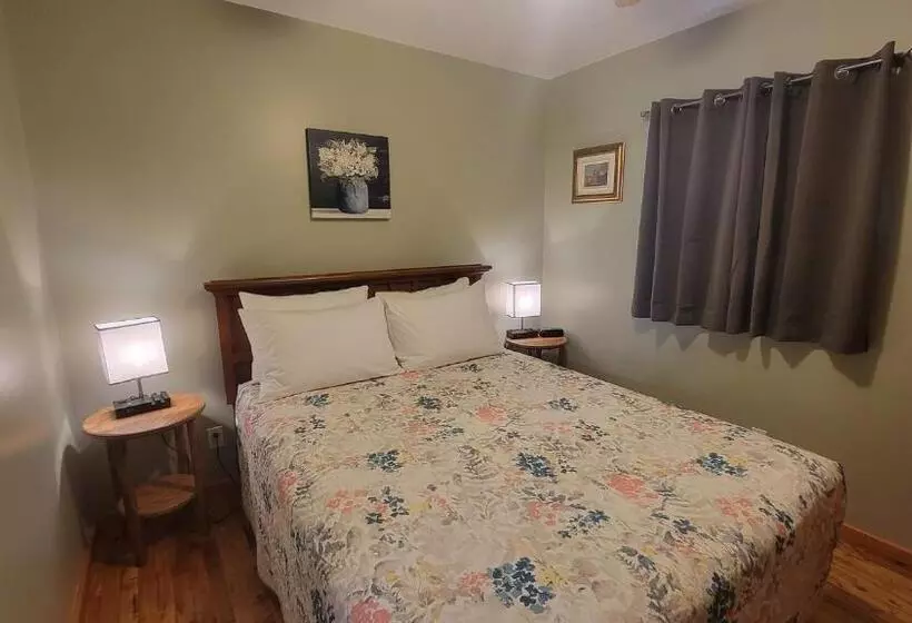 ホテル Codroy Valley Cottage Country
