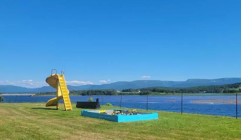 ホテル Codroy Valley Cottage Country