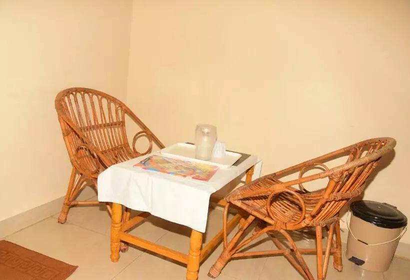 ホテル Ellamay Beach Resorts